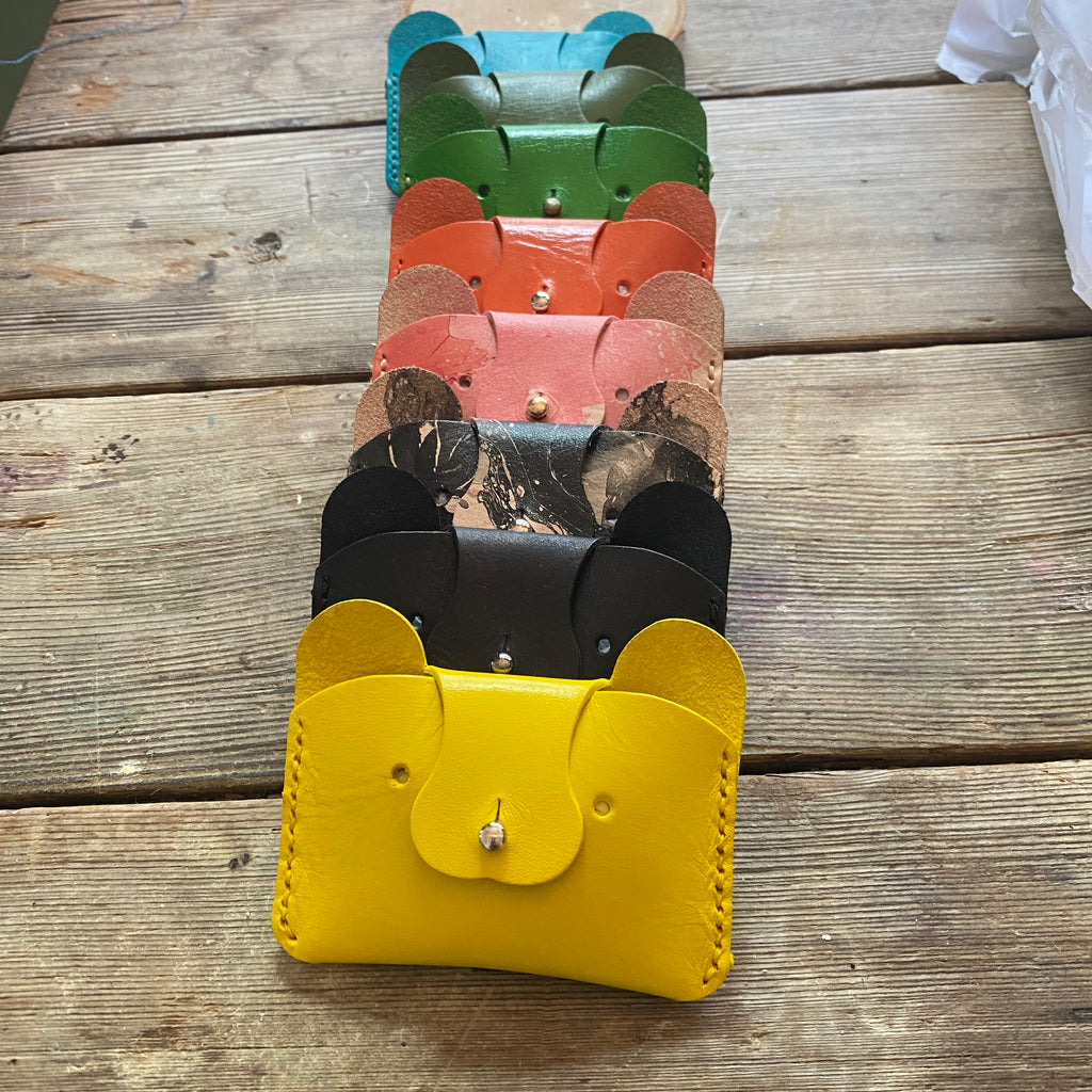 Veg-Tan Bear Wallet –  Leather Card Case