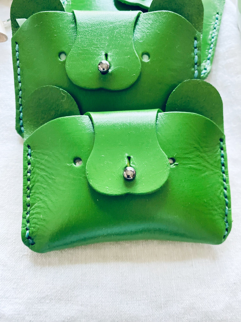 Veg-Tan Bear Wallet –  Leather Card Case